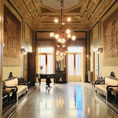 Palazzo Framarino Dei Malatesta - Noble Floor - XIV Century ジョヴィナッツォ エクステリア 写真