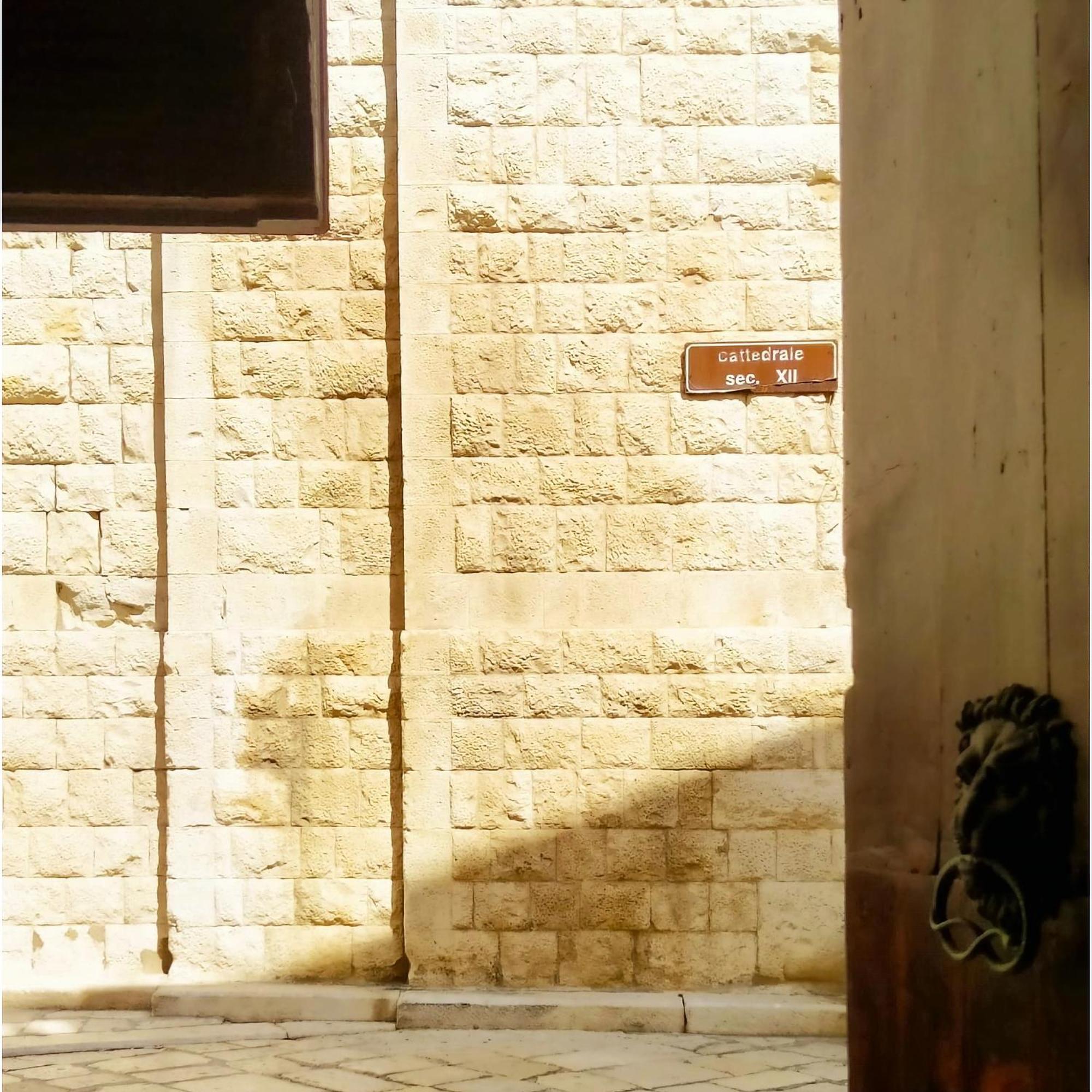 Palazzo Framarino Dei Malatesta - Noble Floor - XIV Century ジョヴィナッツォ エクステリア 写真