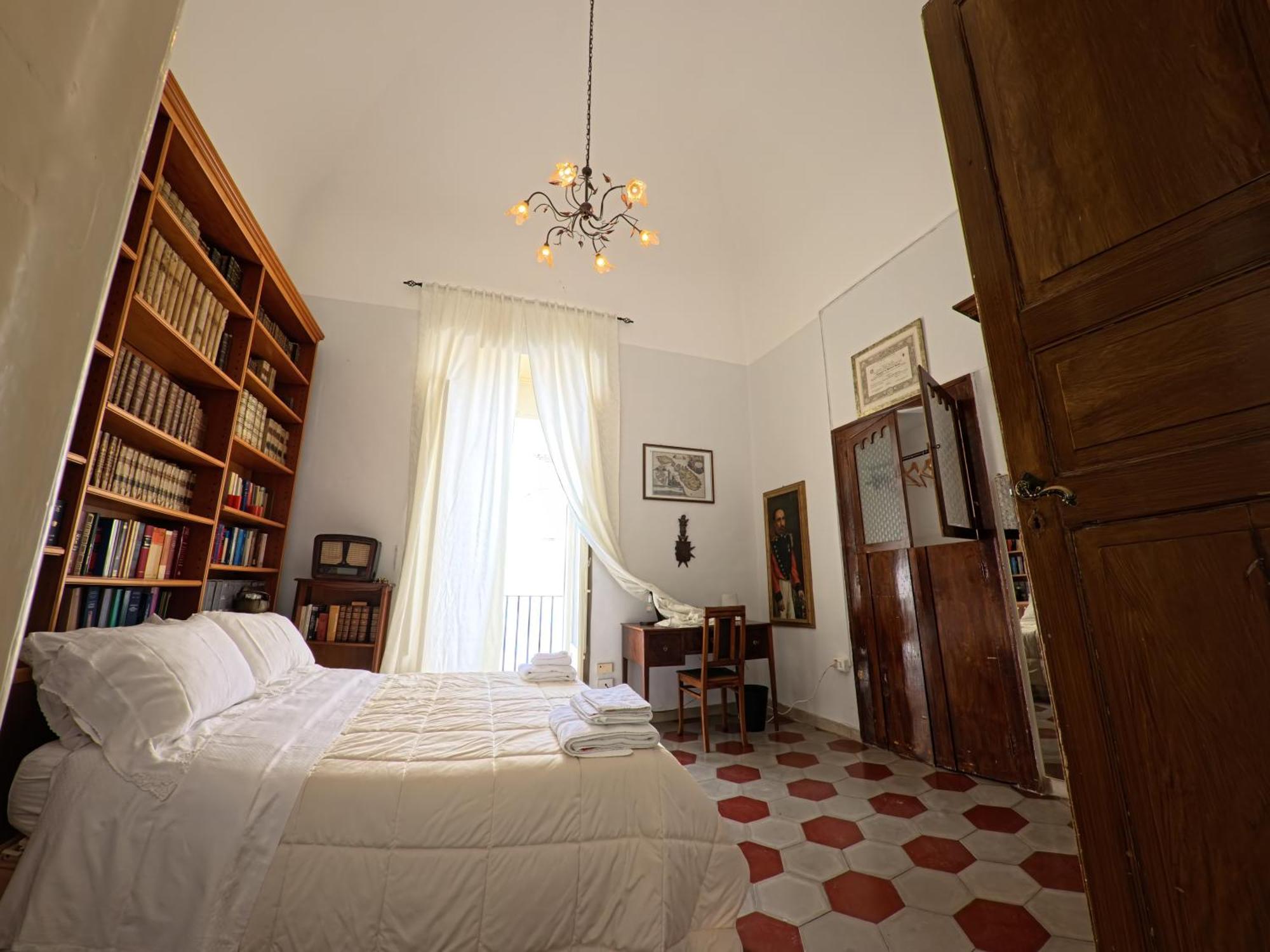 Palazzo Framarino Dei Malatesta - Noble Floor - XIV Century ジョヴィナッツォ エクステリア 写真
