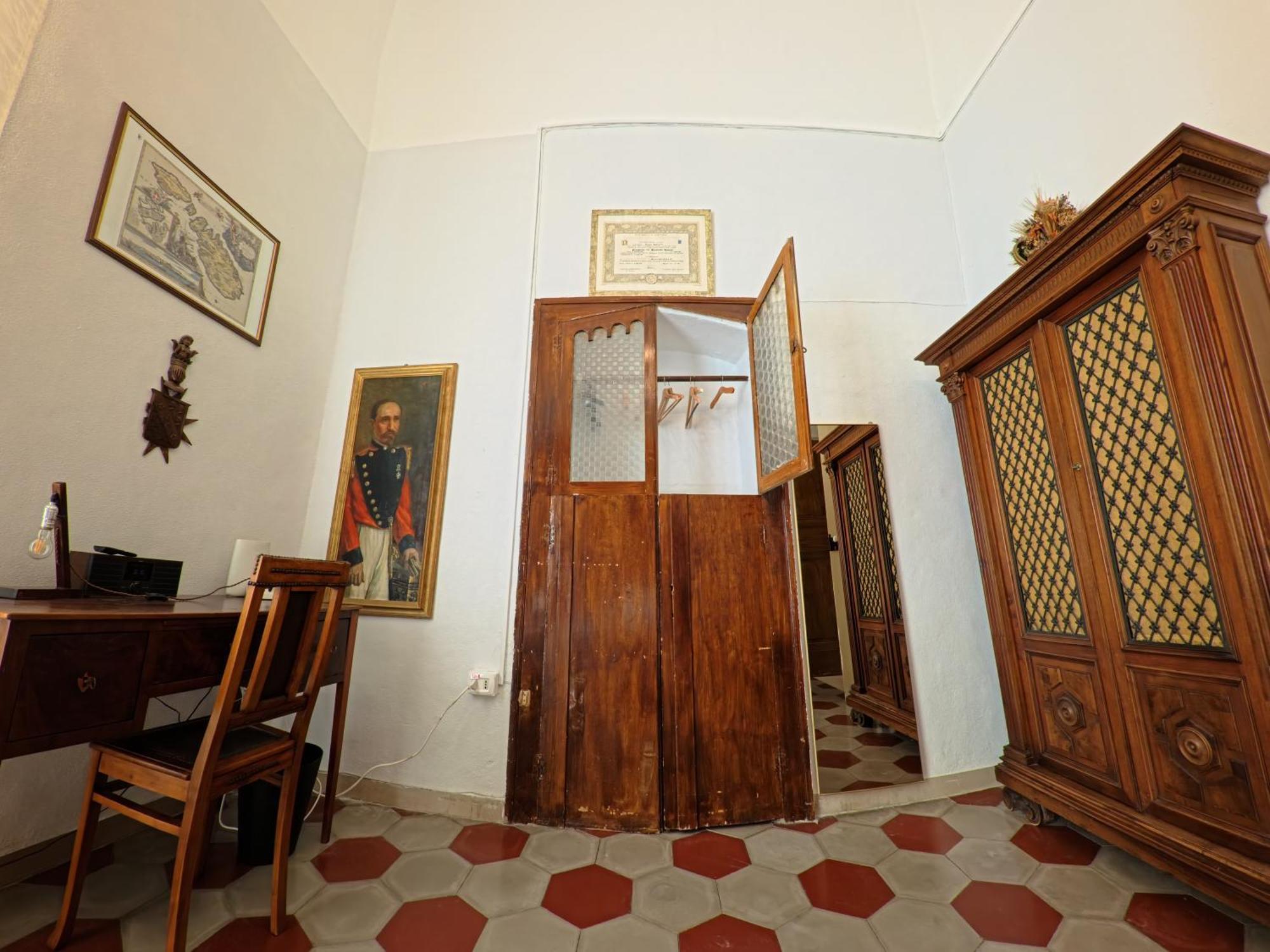 Palazzo Framarino Dei Malatesta - Noble Floor - XIV Century ジョヴィナッツォ エクステリア 写真