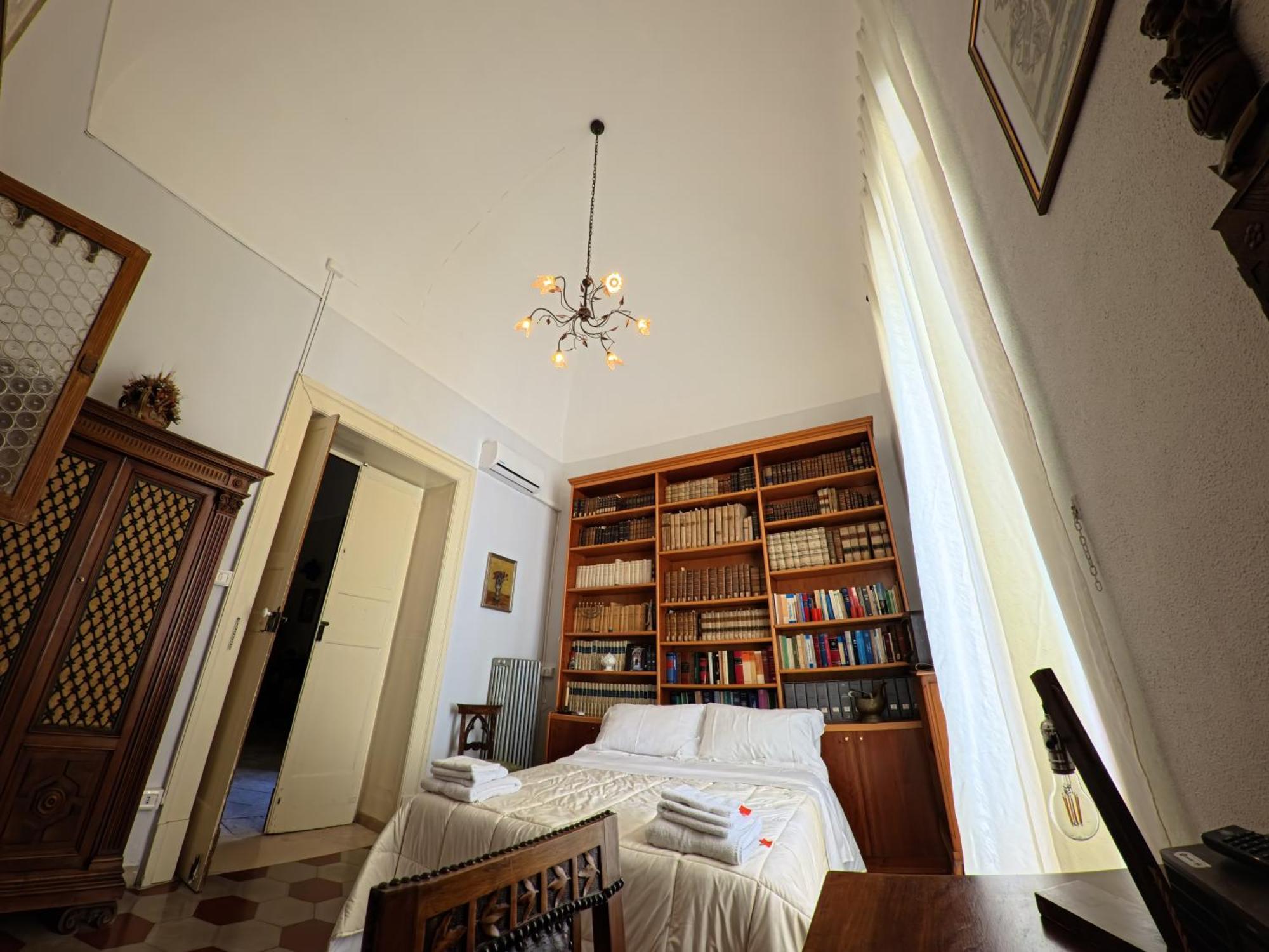 Palazzo Framarino Dei Malatesta - Noble Floor - XIV Century ジョヴィナッツォ エクステリア 写真