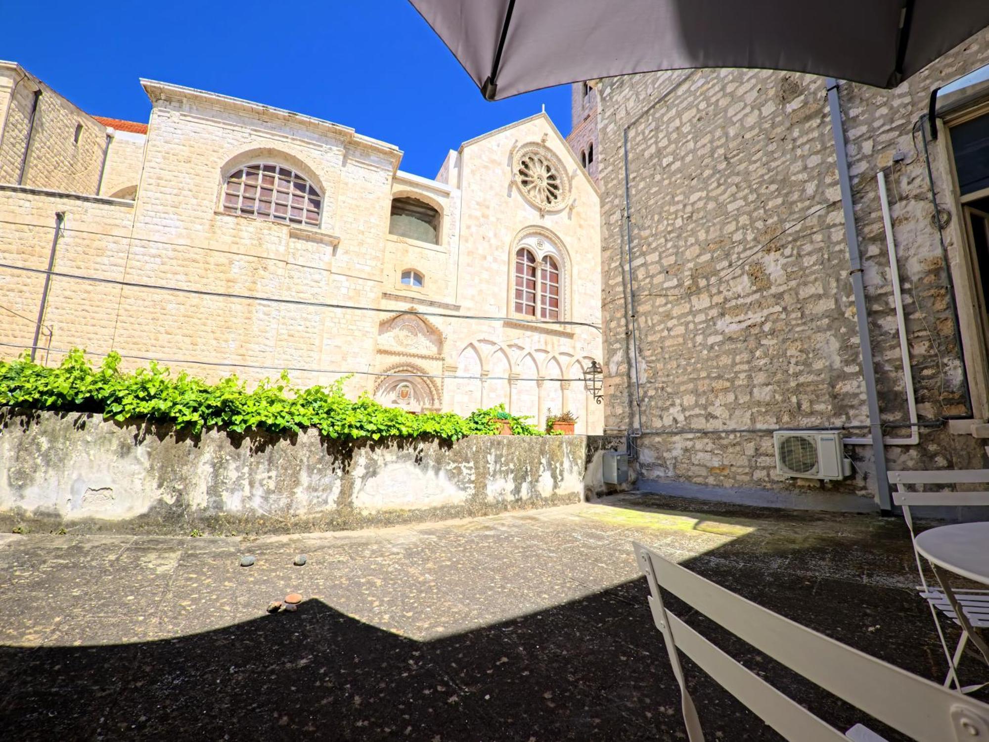 Palazzo Framarino Dei Malatesta - Noble Floor - XIV Century ジョヴィナッツォ エクステリア 写真
