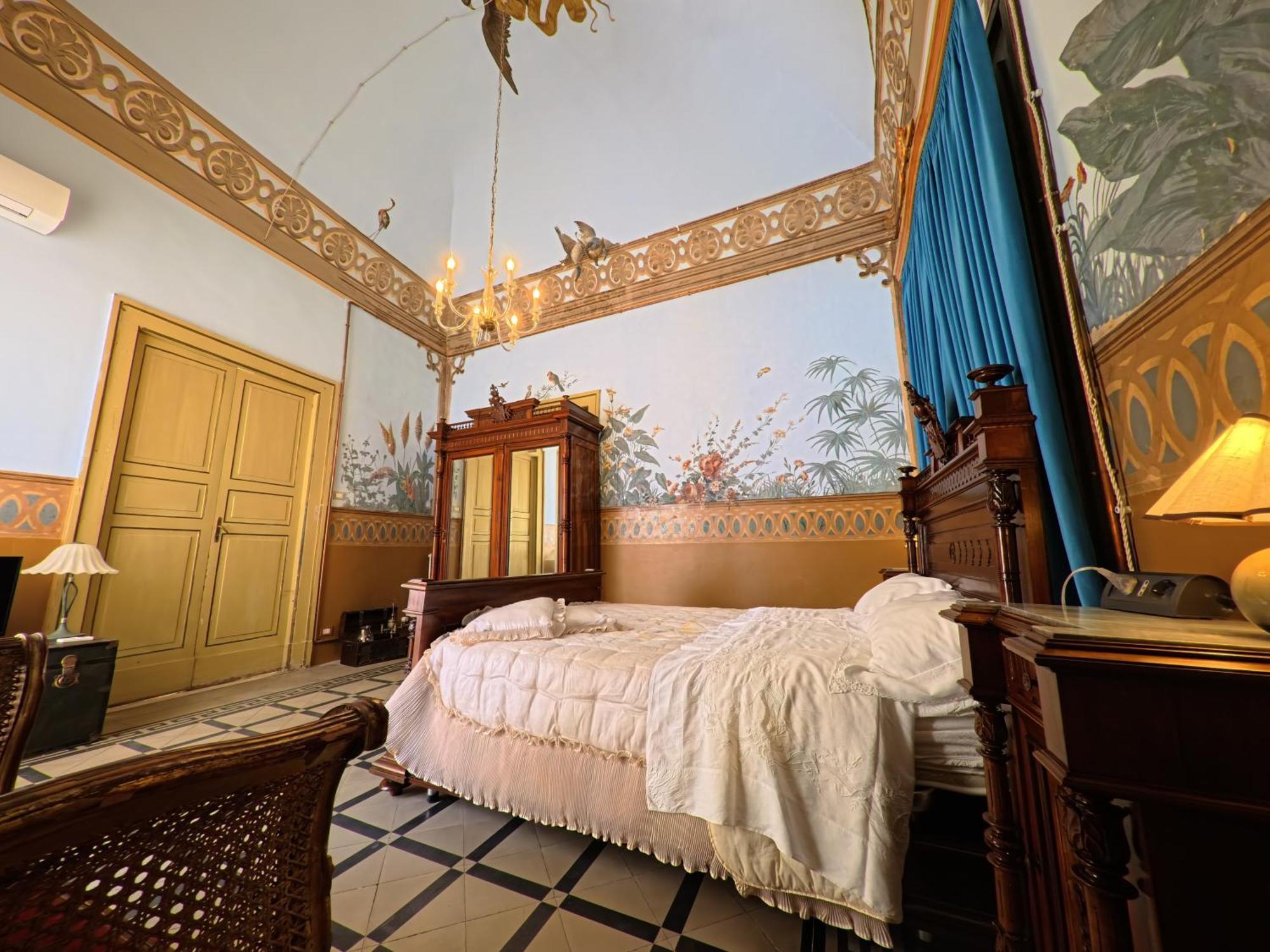Palazzo Framarino Dei Malatesta - Noble Floor - XIV Century ジョヴィナッツォ エクステリア 写真